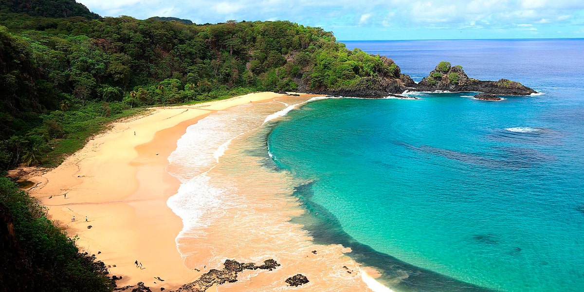 Baia do Sancho, Brazil